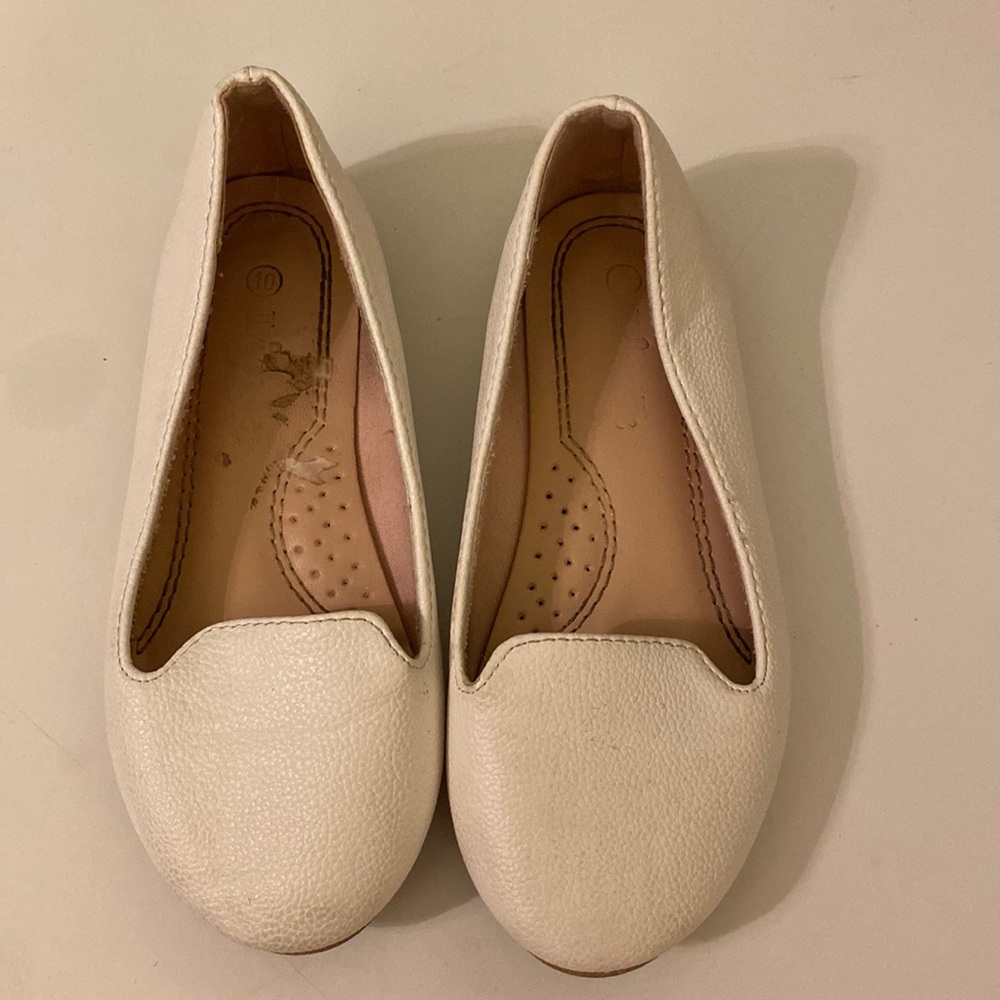 Link | little girl’s shoes | slip one  | size 10 | white
